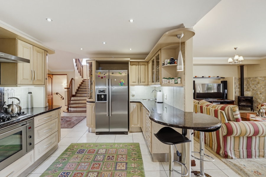 3 Bedroom Property for Sale in Steynsrust Western Cape